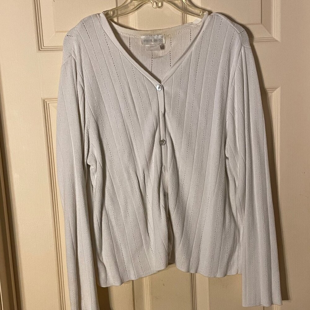 Pierre Cardin White size 2X Long Sleeve Cardigan Sweater.
